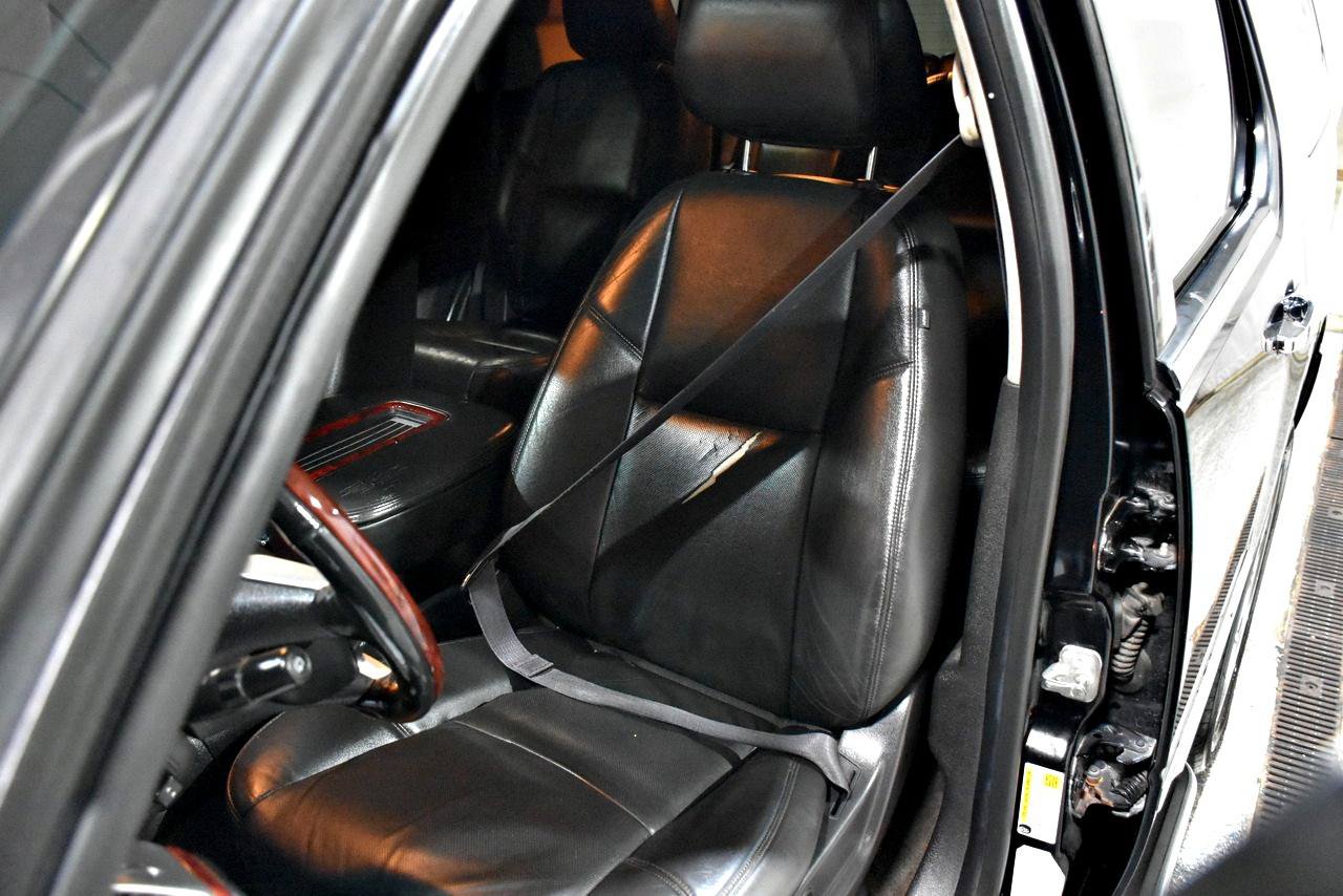 Used 2014 Cadillac Escalade Luxury RWD image 13