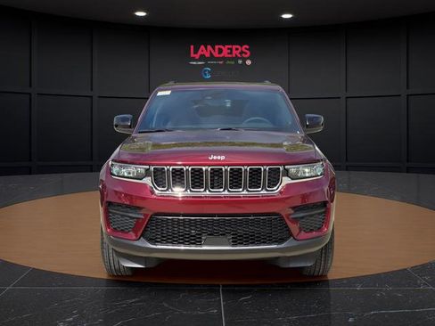 New 2026 Jeep Grand Cherokee 2WD image 4