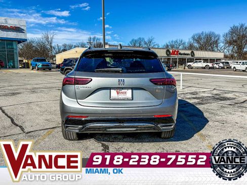 Used 2024 Buick Envision Sport Touring image 6