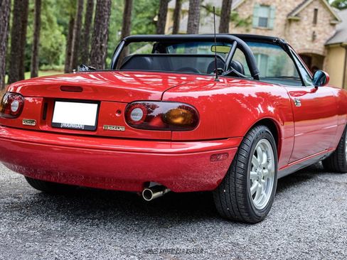 Used 1990 MAZDA MX-5 Miata RWD image 6