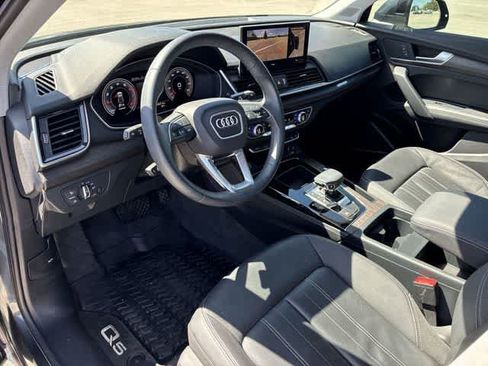 Used 2024 Audi Q5 2.0T Premium Plus AWD/4WD image 2