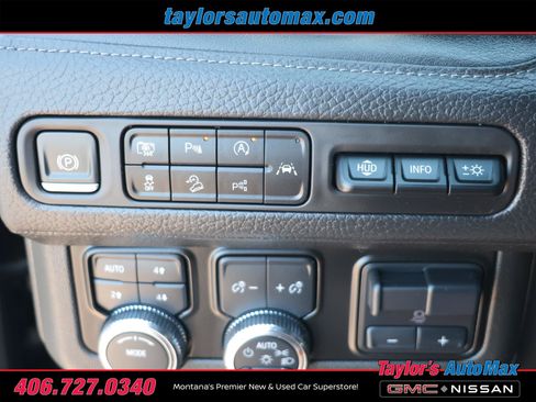 Used 2023 GMC Yukon Denali w/ Advanced Technology Package AWD/4WD image 33