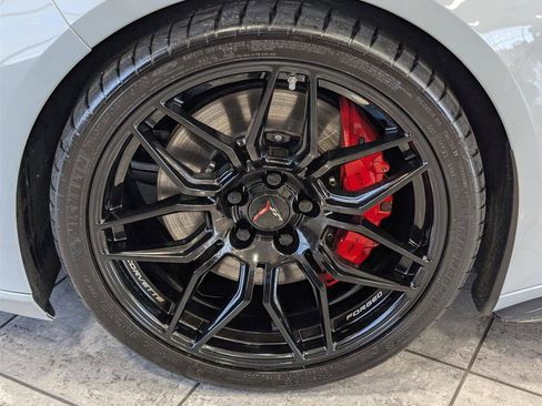 Used 2024 Chevrolet Corvette Z06 w/ Stealth Interior Trim Package image 11