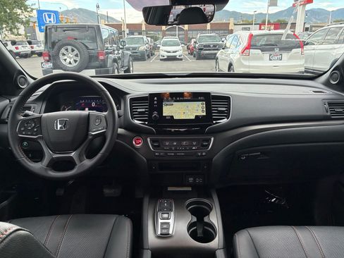 Used 2023 Honda Passport TrailSport image 28