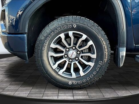 Used 2020 GMC Sierra 1500 AT4 w/ AT4 Premium Package AWD/4WD image 28