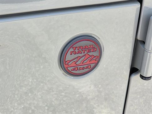 Used 2020 Jeep Gladiator Rubicon image 31