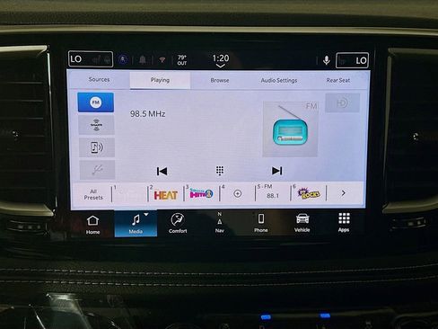 New 2026 Chrysler Pacifica Select image 13