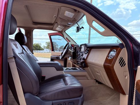 Used 2016 Ford F250 King Ranch w/ FX4 Off-Road Package image 17