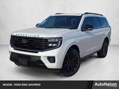 New 2025 Ford Expedition Platinum w/ Stealth Appearance Package