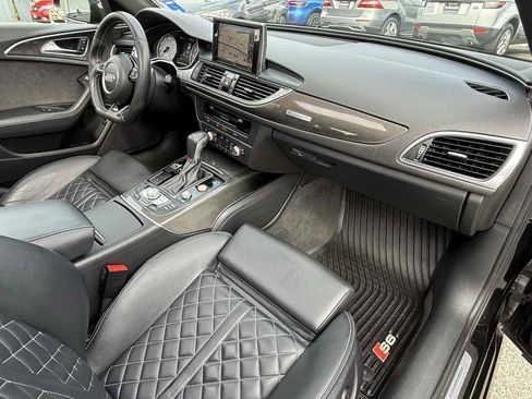 Used 2018 Audi S6 Premium Plus w/ S Sport Package image 12