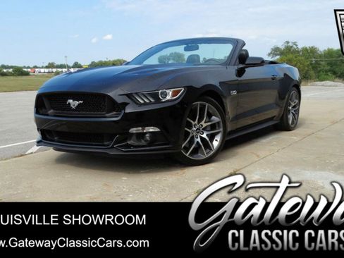 Used 2015 Ford Mustang GT Premium image 1
