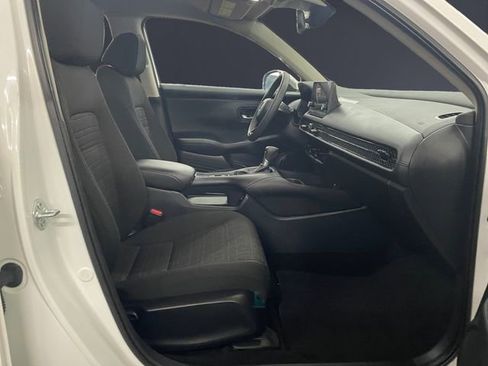 Certified 2025 Honda HR-V LX image 14