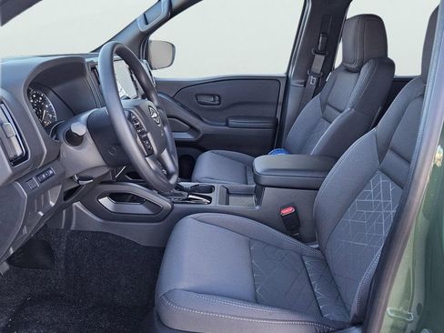 New 2026 Nissan Frontier SV w/ Tow Package image 10