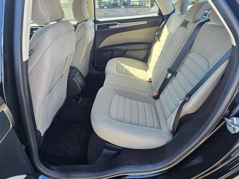 Used 2019 Ford Fusion S FWD image 15