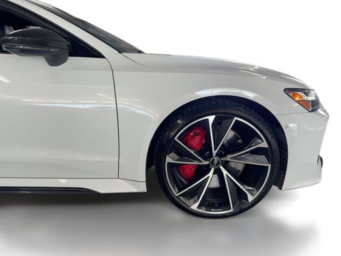 Used 2022 Audi RS 7 Sportback w/ Carbon Optic Package image 12