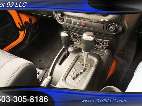 Used 2012 Jeep Wrangler Unlimited Sport AWD/4WD image 21