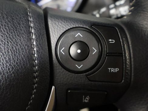 Used 2017 Toyota Corolla iM image 33