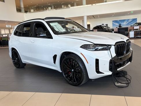 Used 2026 BMW X5 M60i w/ Climate Comfort Package AWD/4WD image 3