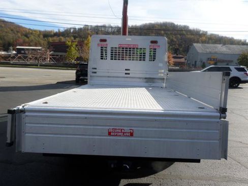 Used 2018 Ford Transit 250 138 image 10