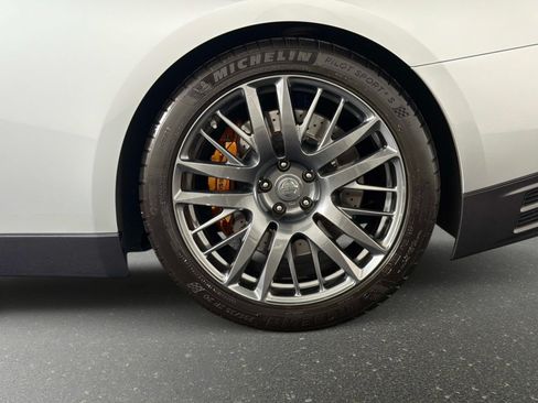 Used 2016 Nissan GT-R Premium AWD/4WD image 14