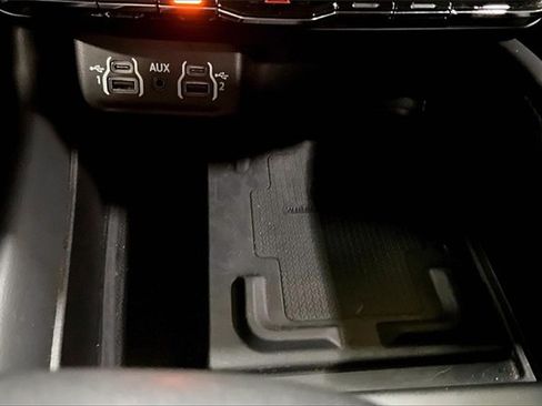 Used 2024 Dodge Durango R/T image 25