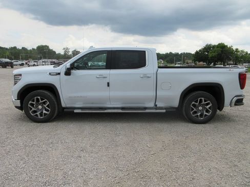 New 2026 GMC Sierra 1500 SLT w/ SLT Premium Plus Package AWD/4WD image 11