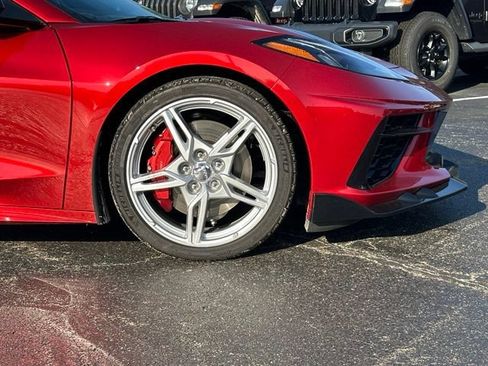 Used 2023 Chevrolet Corvette Stingray Premium Cpe w/ Z51 Performance Package RWD image 13