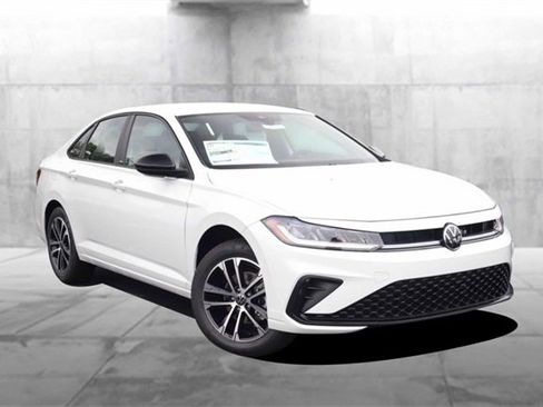 New 2025 Volkswagen Jetta Sport image 2