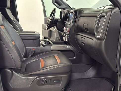 Used 2022 GMC Sierra 3500 AT4 w/ AT4 Preferred Package image 18
