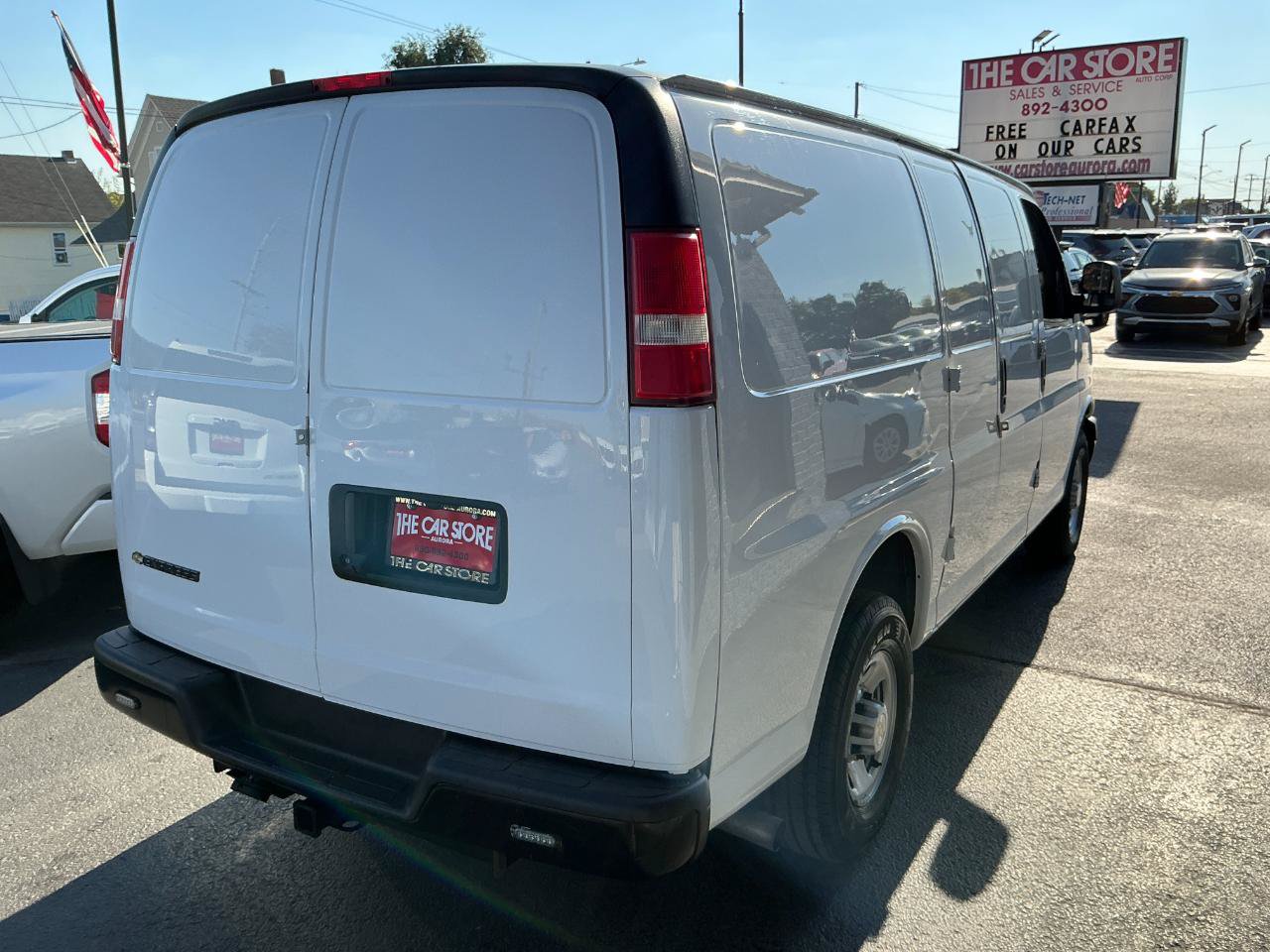 Used 2023 Chevrolet Express 2500 RWD image 4