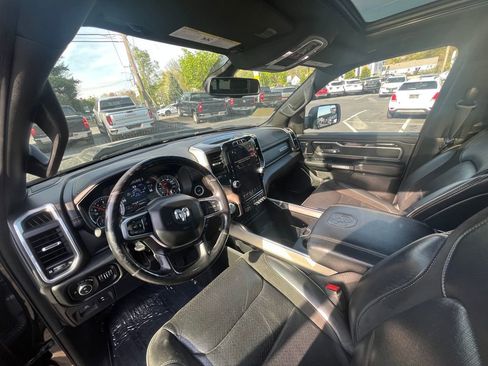 Used 2019 RAM 1500 Laramie AWD/4WD image 27
