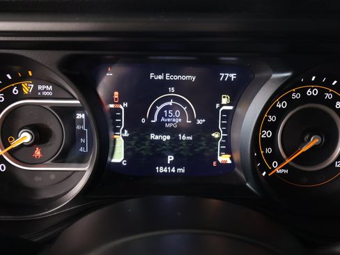 Used 2024 Jeep Gladiator Sport AWD/4WD image 4