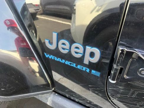 Used 2023 Jeep Wrangler Unlimited Rubicon 4xe w/ Cold Weather Group image 9