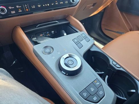 New 2027 Kia Sportage X-Line AWD/4WD image 16