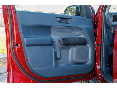 Used 2025 Ford Maverick XLT w/ XLT Luxury Package image 18