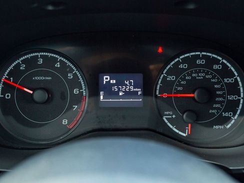 Used 2018 Subaru Crosstrek 2.0i AWD/4WD image 3