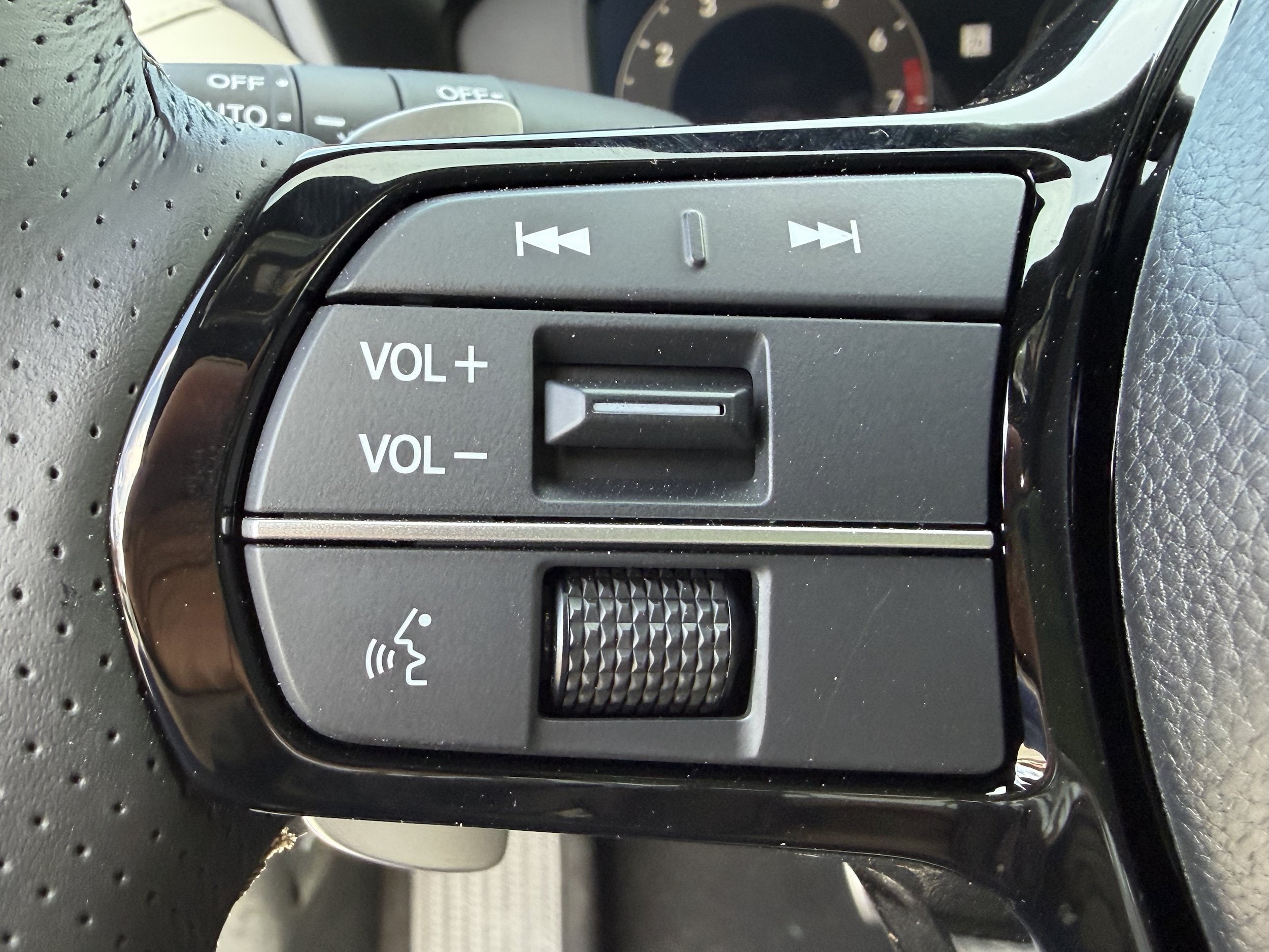 Used 2025 Acura ADX A-Spec FWD image 25