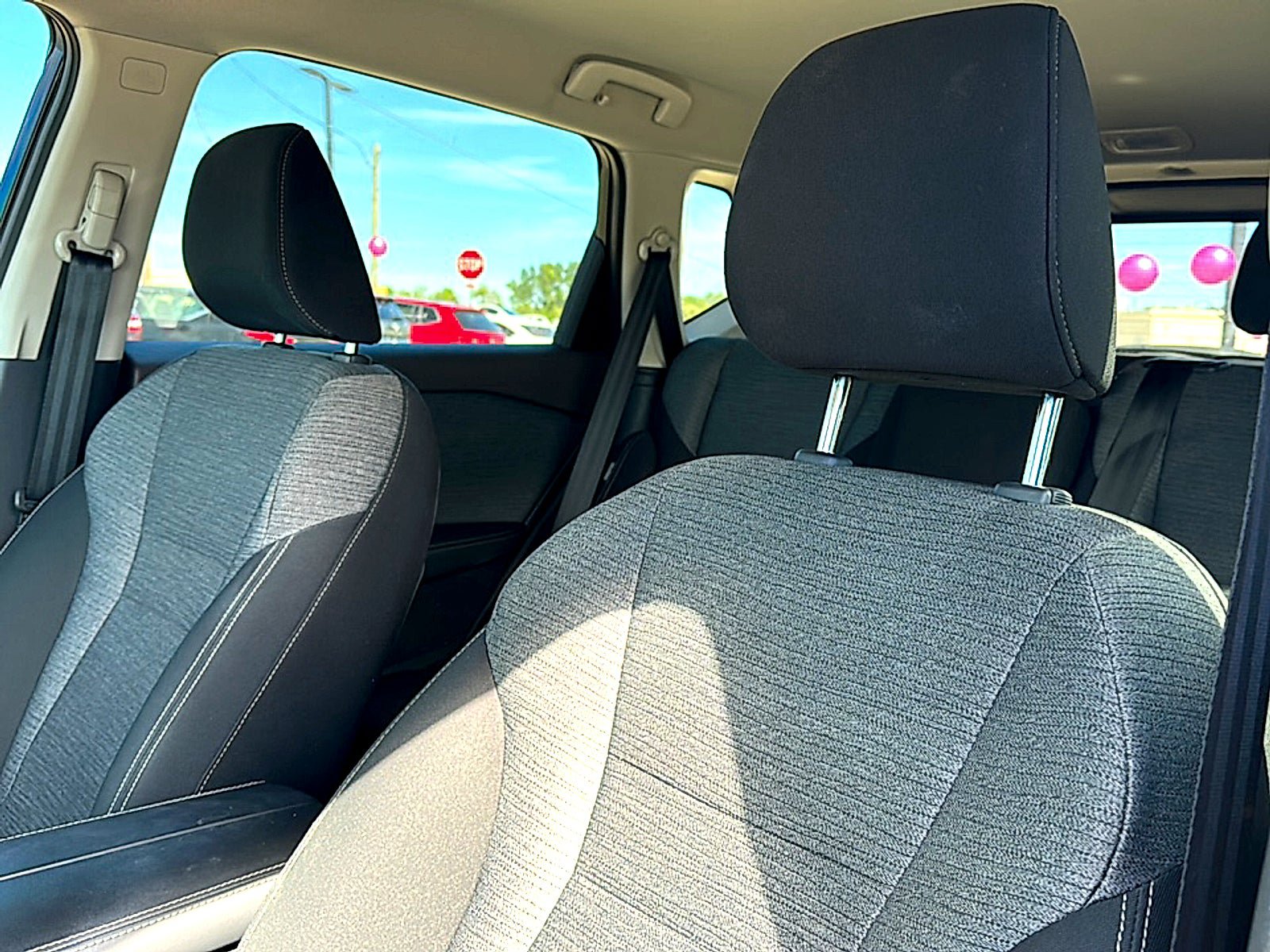 Used 2023 Nissan Rogue SV FWD image 6