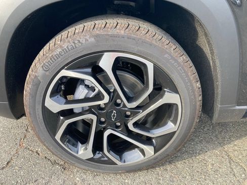 New 2026 Chevrolet Trax RS w/ Driver Confidence Package FWD image 30