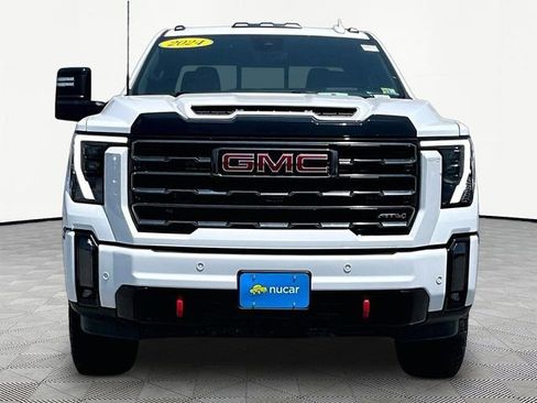 Used 2024 GMC Sierra 2500 AT4 w/ AT4 Premium Plus Package AWD/4WD image 2