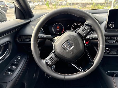 Used 2025 Honda HR-V Sport image 14