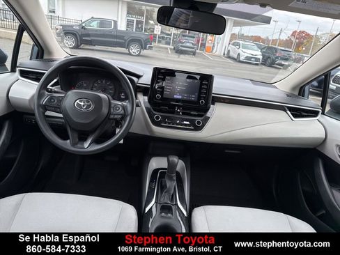 Used 2020 Toyota Corolla L image 10