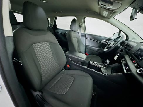 Used 2024 Kia Sportage LX image 29