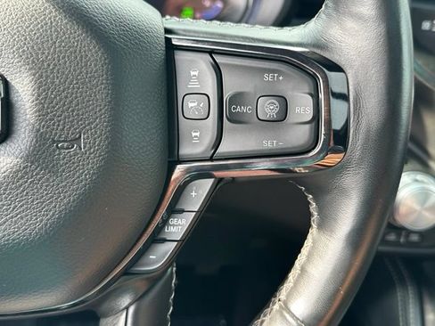 Used 2025 RAM 1500 Limited AWD/4WD image 48