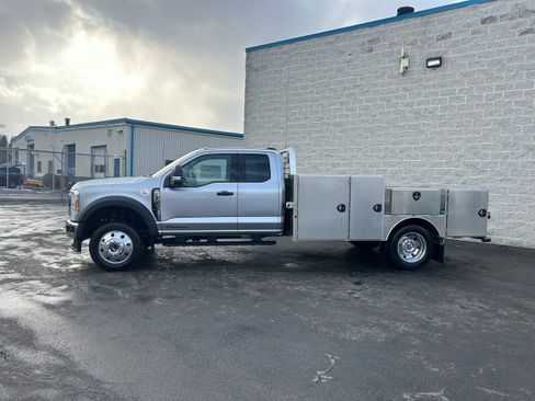 New 2026 Ford F550 4x4 Supercab Super Duty w/ XLT Value Package image 6