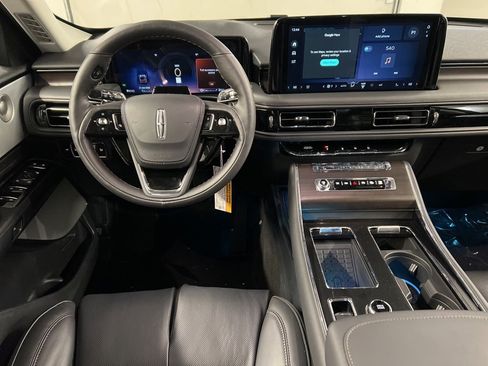 New 2026 Lincoln Aviator Reserve image 8