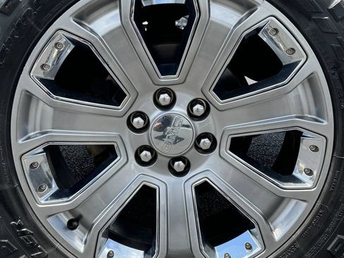Used 2018 GMC Sierra 1500 Denali w/ Denali Ultimate Package AWD/4WD image 14