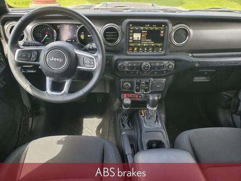 Used 2023 Jeep Wrangler Unlimited Rubicon 4xe w/ Cold Weather Group AWD/4WD image 35