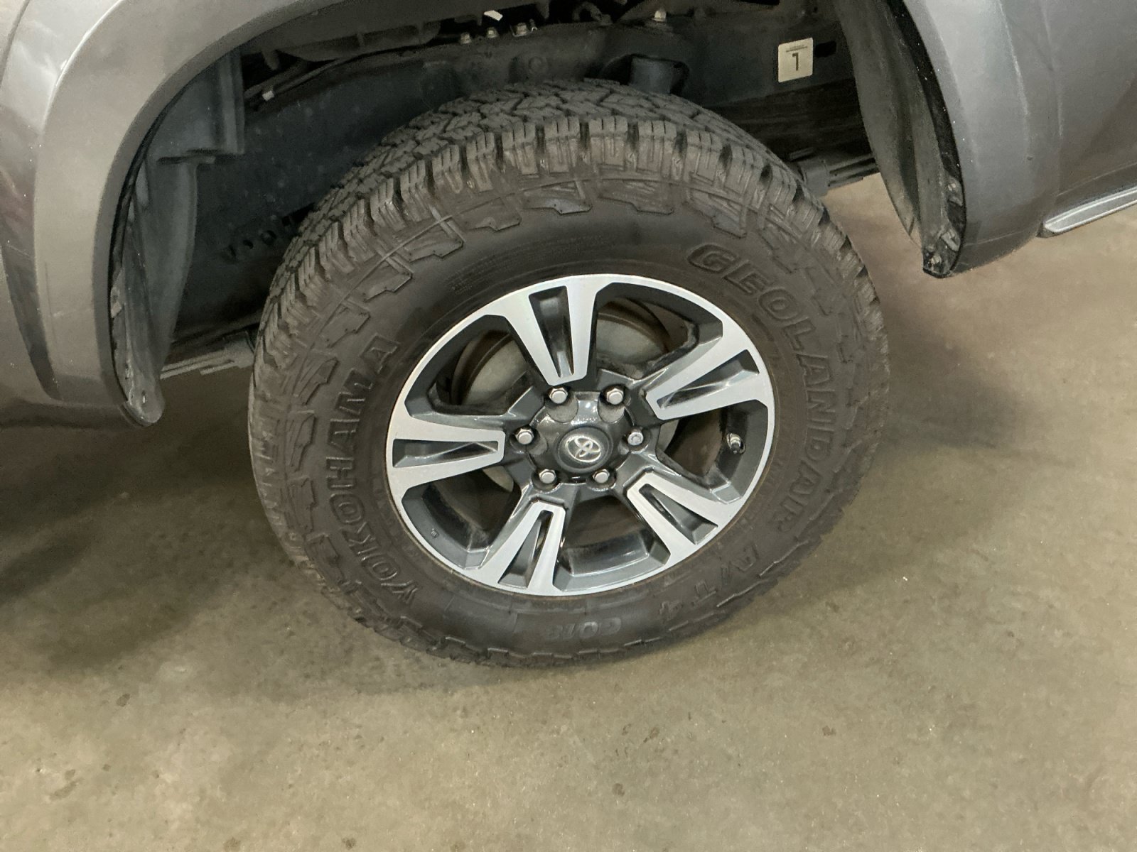 Used 2016 Toyota Tacoma TRD Sport w/ Towing Package RWD image 26