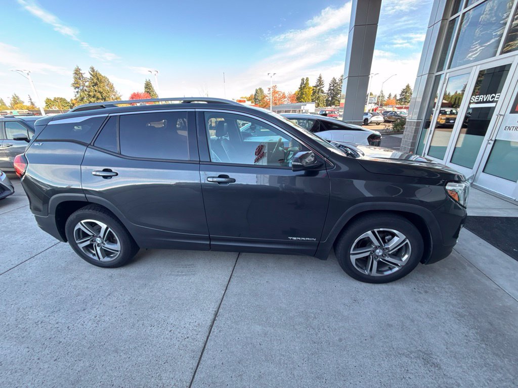 Used 2018 GMC Terrain SLT w/ Preferred Package FWD image 4